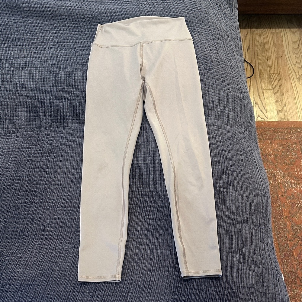 ALO Yoga AirLift leggings